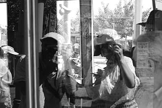 www.victoriaclaytonwriter.com street photography https://mlbsmchlytkx.i.optimole.com/w:330/h:219/q:mauto/f:avif/https://www.victoriaclaytonwriter.com/wp-content/uploads/2020/12/www.victoriaclaytonwriter.com-street-photography.jpg